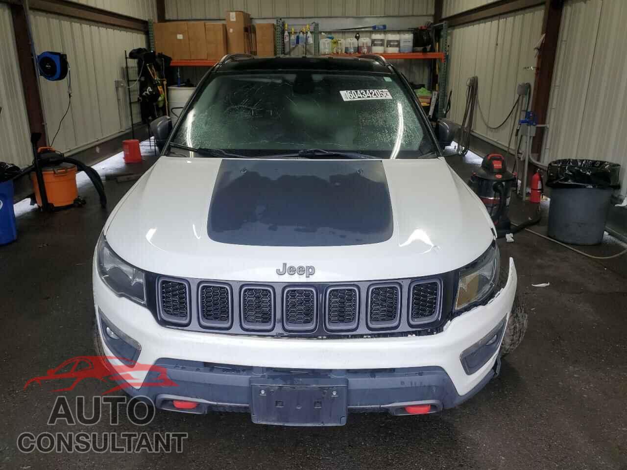 JEEP COMPASS 2017 - 3C4NJDDB4HT666315