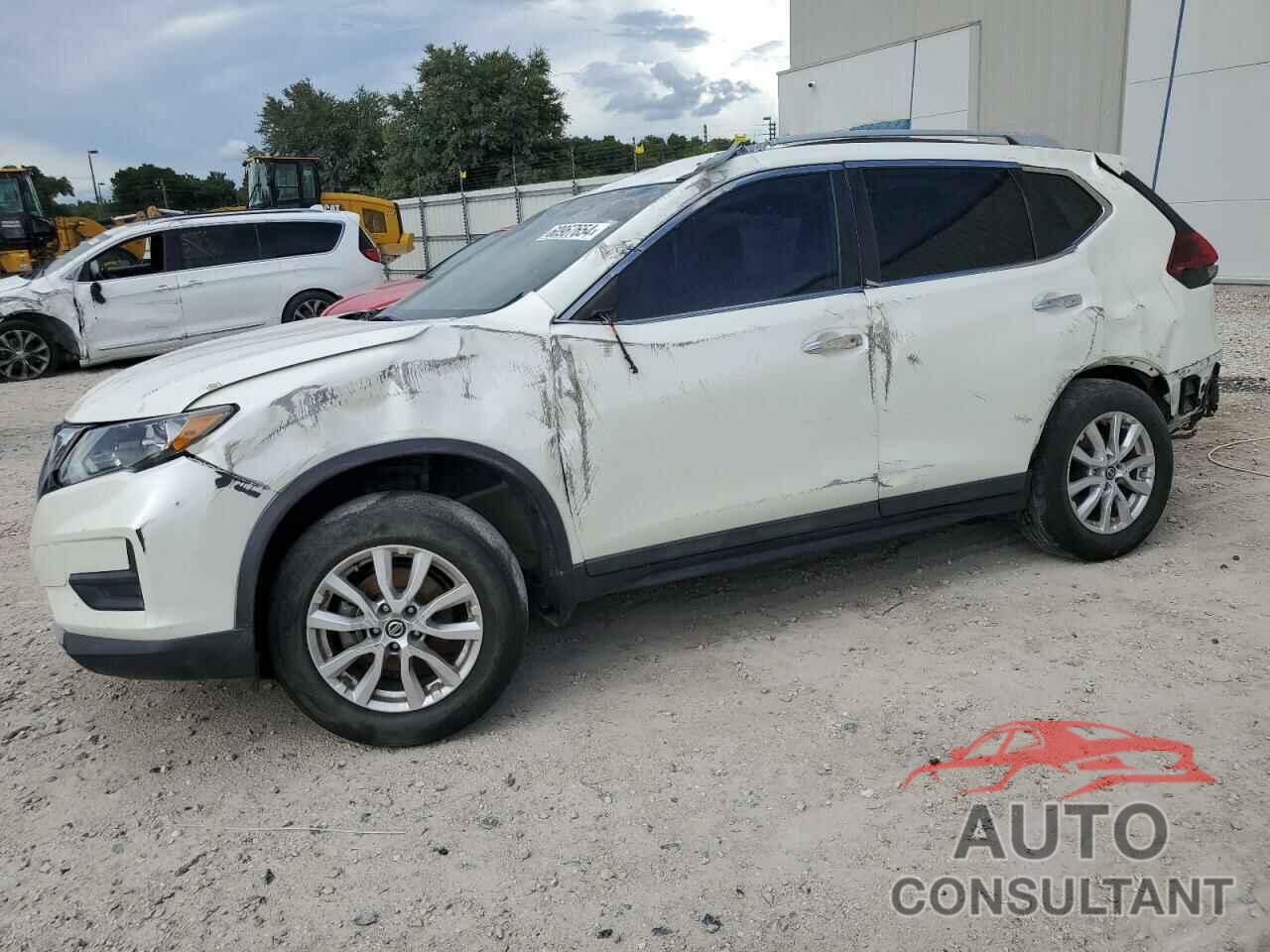 NISSAN ROGUE 2018 - 5N1AT2MV5JC841353