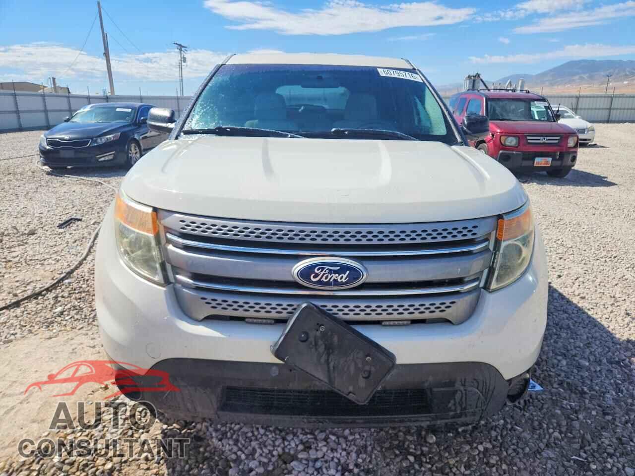 FORD EXPLORER 2011 - 1FMHK8B82BGA54128