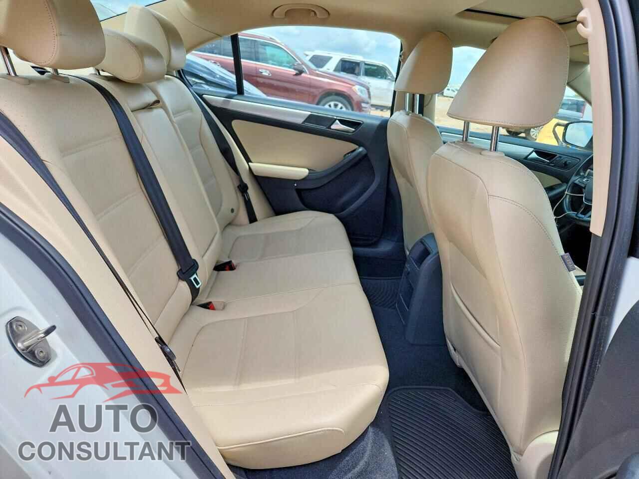 VOLKSWAGEN JETTA 2017 - 3VWDB7AJ6HM296028