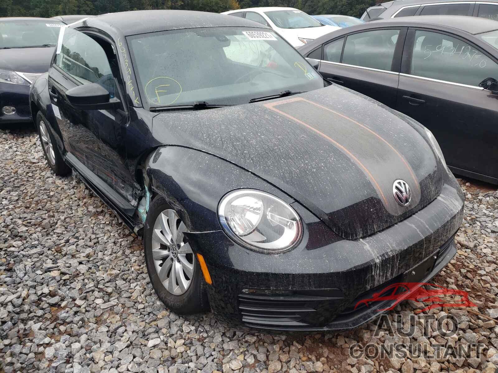 VOLKSWAGEN BEETLE 2017 - 3VWF17AT0HM623536