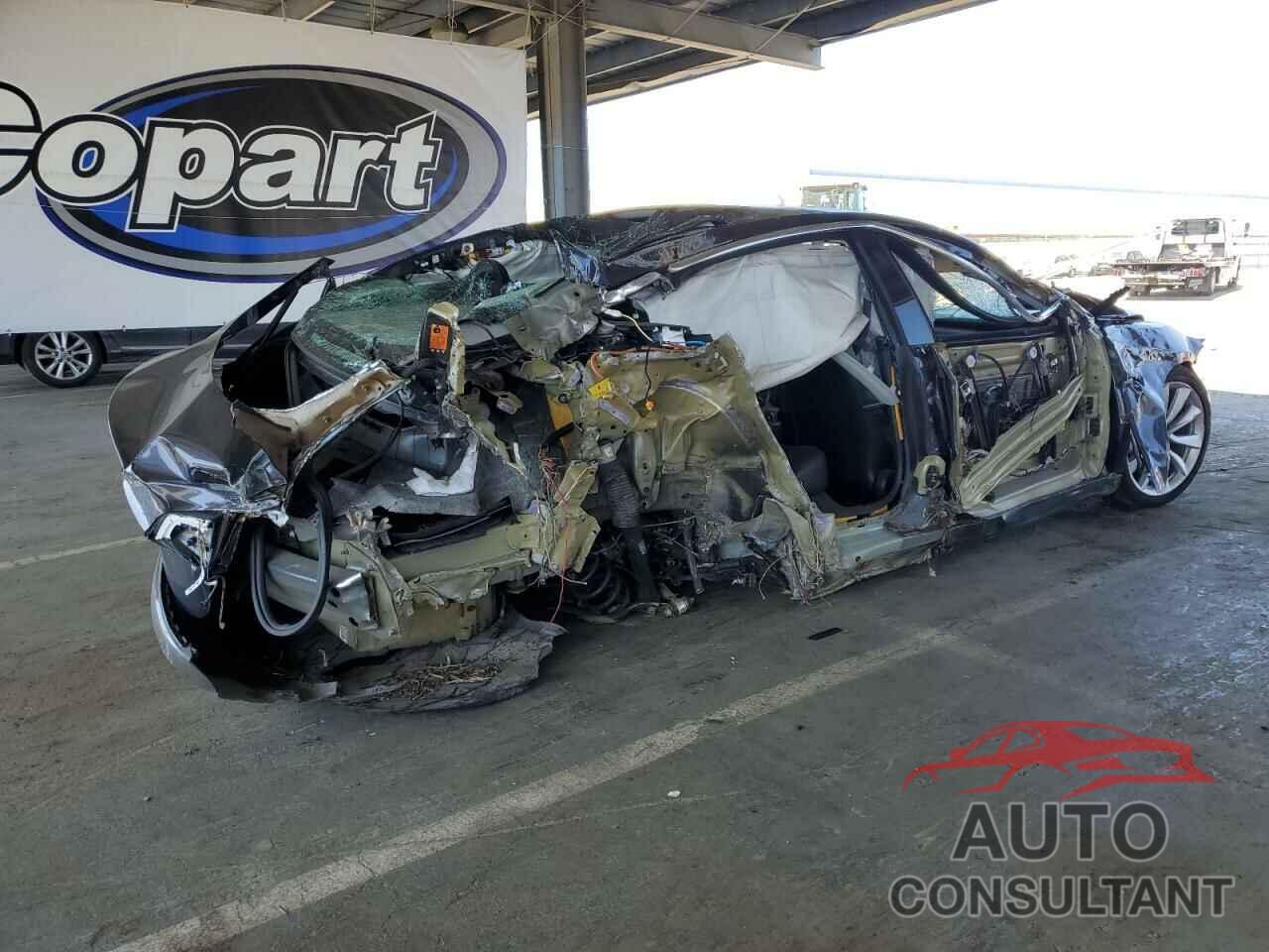 TESLA MODEL 3 2018 - 5YJ3E1EA2JF061083