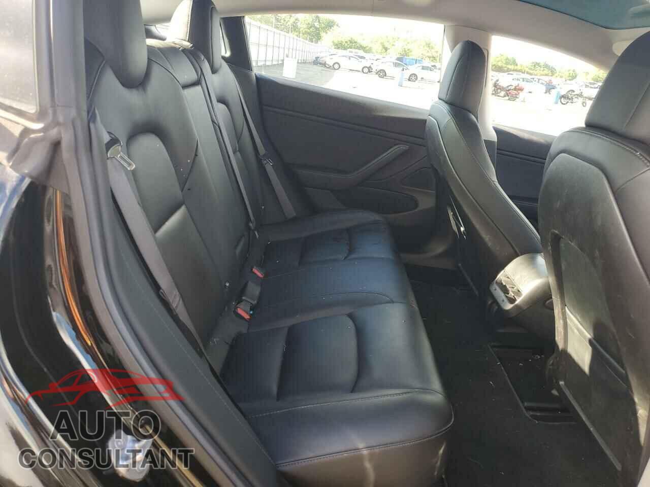 TESLA MODEL 3 2018 - 5YJ3E1EA2JF034269