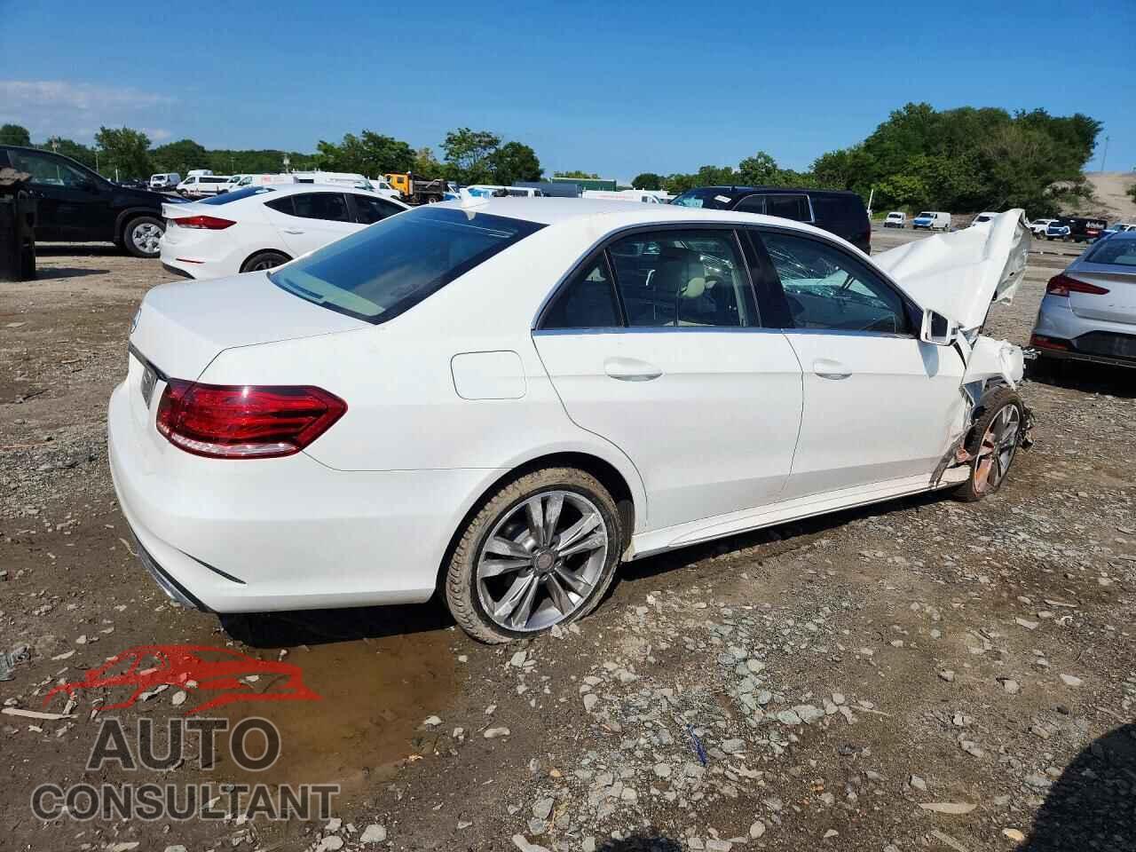 MERCEDES-BENZ E-CLASS 2014 - WDDHF5KB9EA828021