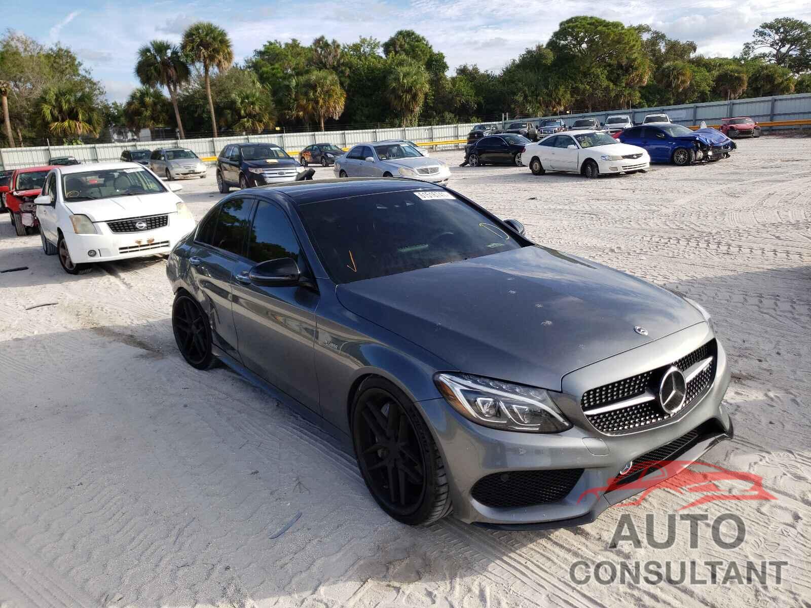 MERCEDES-BENZ C-CLASS 2018 - 55SWF6EB7JU260905