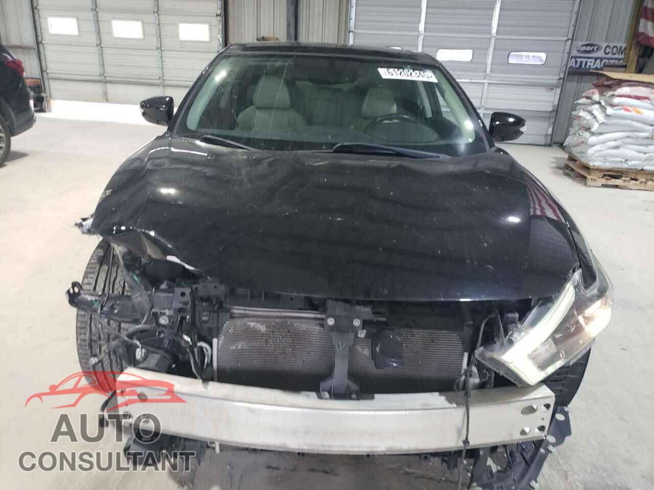NISSAN MAXIMA 2017 - 1N4AA6AP4HC425625