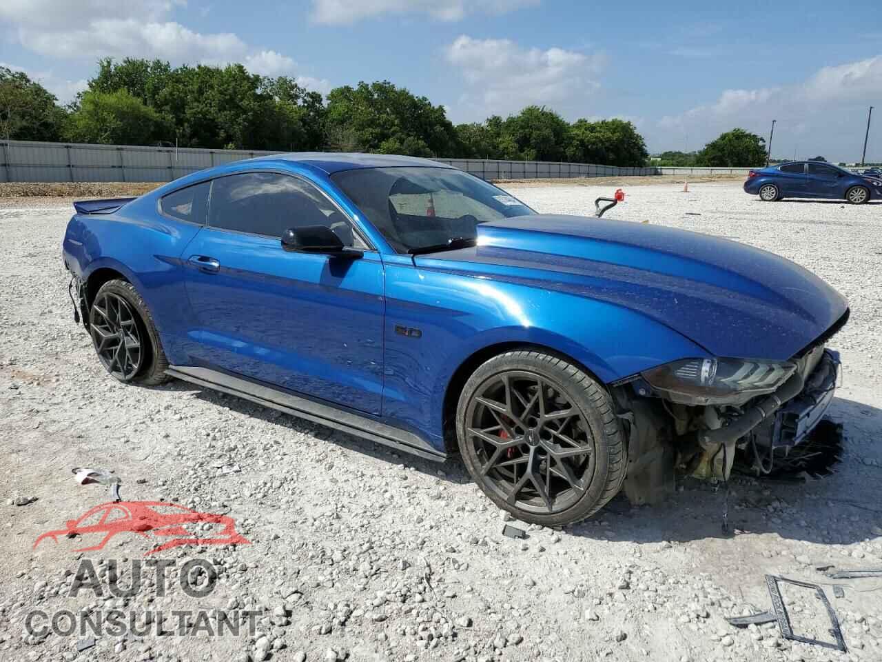 FORD MUSTANG 2018 - 1FA6P8CF8J5163087