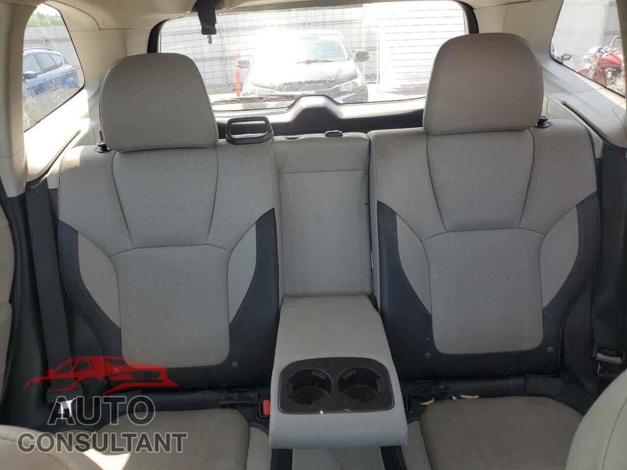 SUBARU FORESTER 2019 - JF2SKASC5KH499397