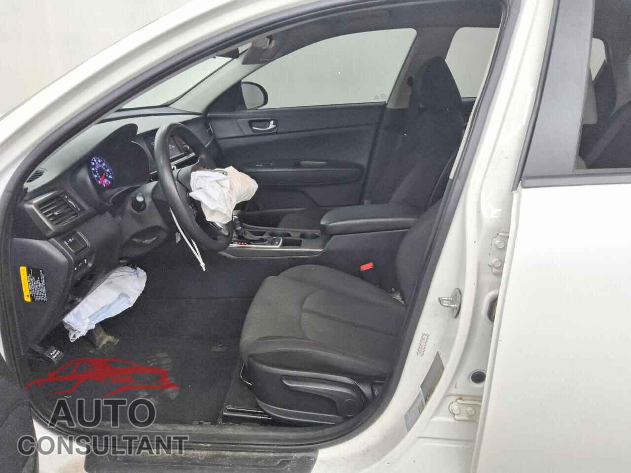 KIA OPTIMA 2016 - KNAGT4L3XG5073387