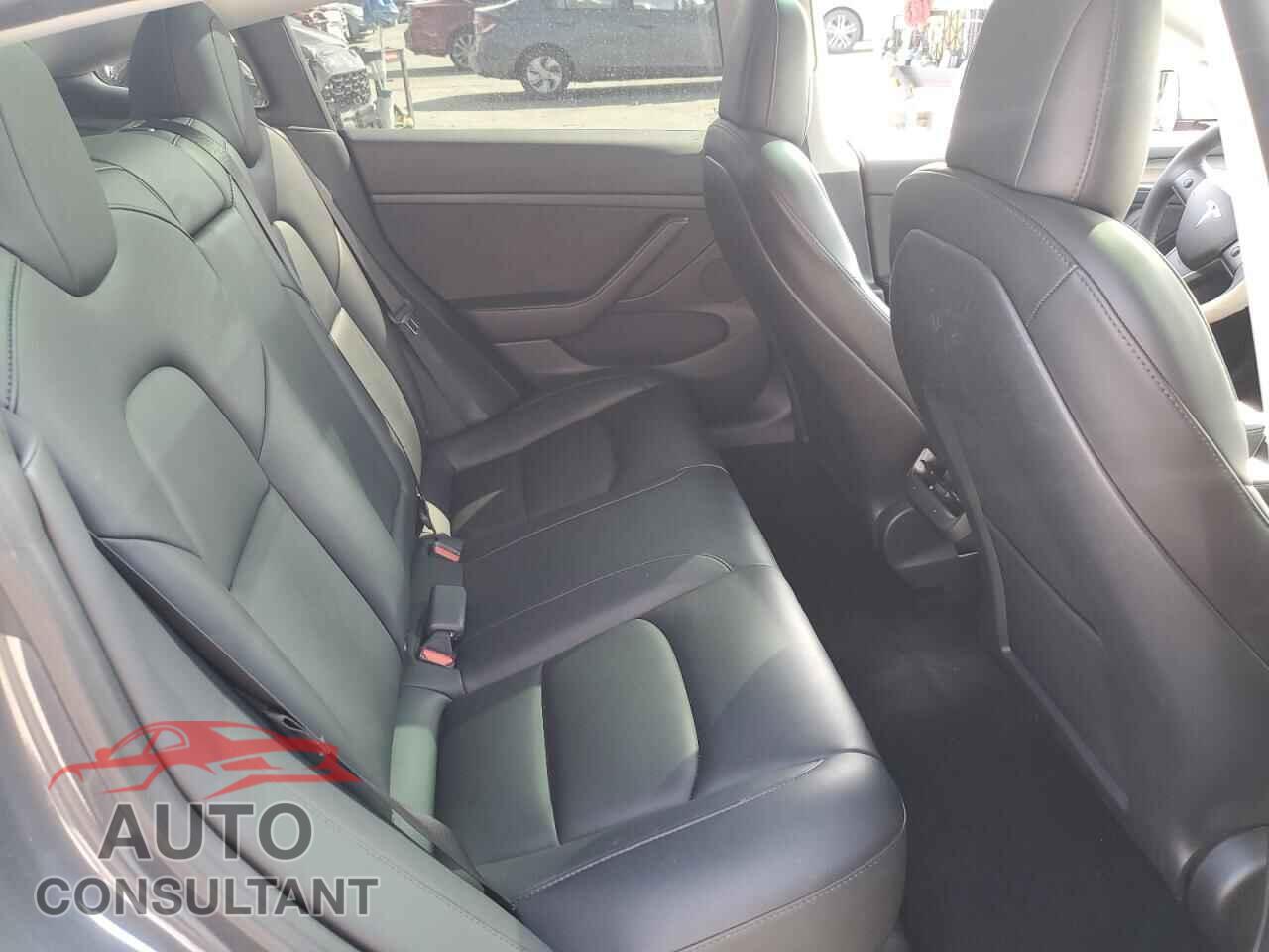 TESLA MODEL 3 2023 - 5YJ3E1EA5PF405868