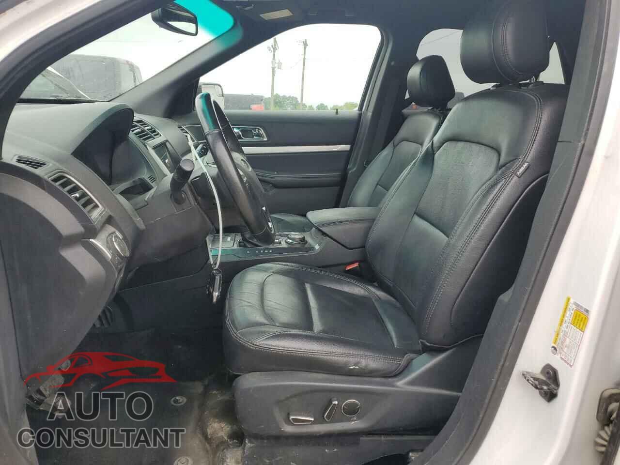 FORD EXPLORER 2017 - 1FM5K8D85HGA32908
