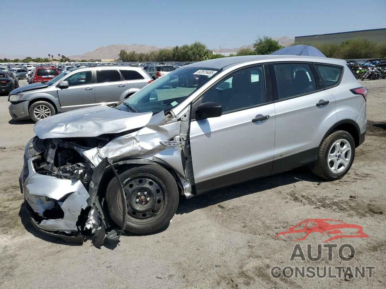 FORD ESCAPE 2017 - 1FMCU0F73HUD06275