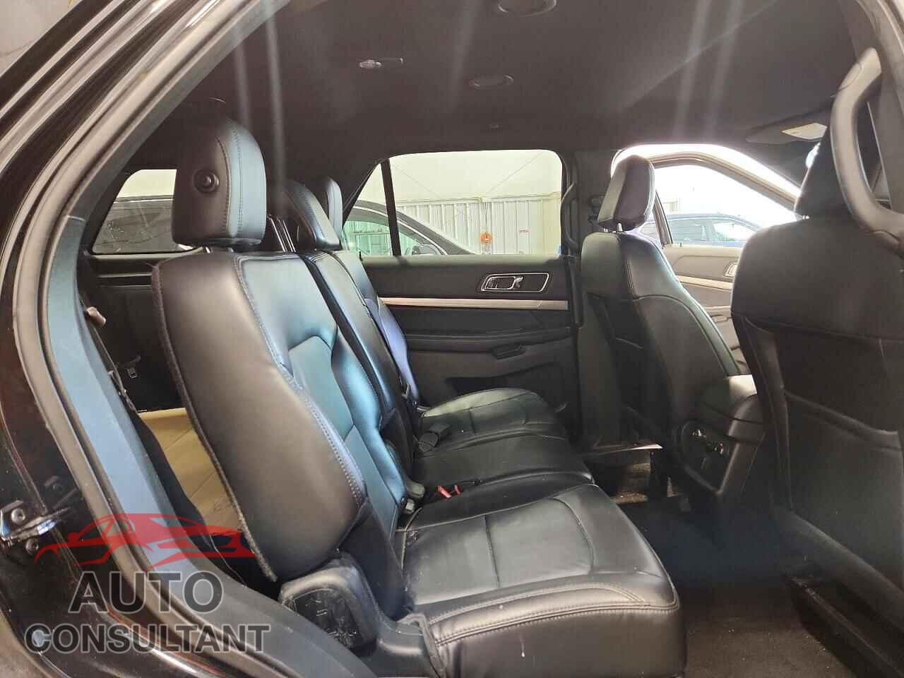 FORD EXPLORER 2018 - 1FM5K8D85JGB46090