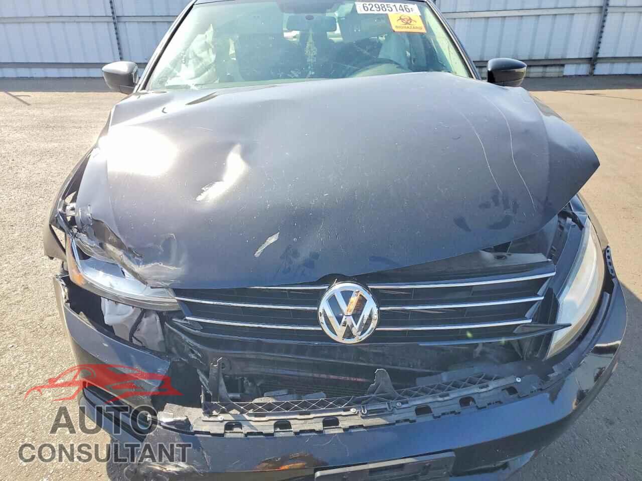 VOLKSWAGEN JETTA 2017 - 3VW2B7AJ0HM399419