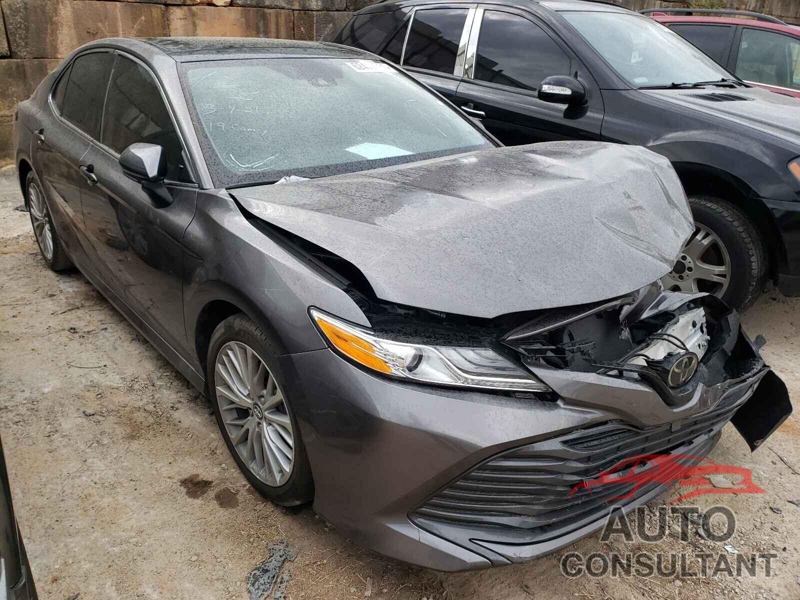 TOYOTA CAMRY 2019 - 4T1B11HK5KU825346