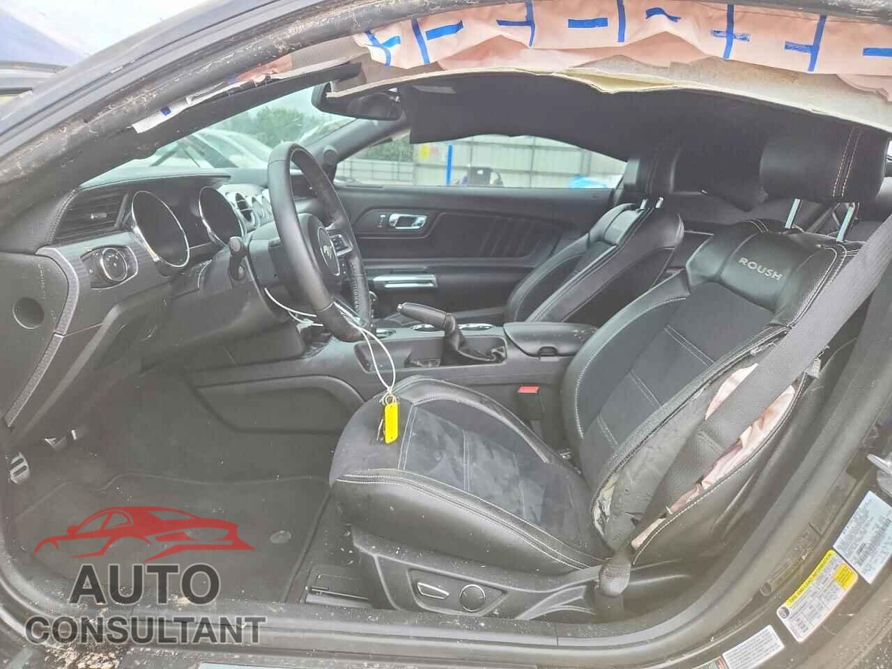 FORD MUSTANG 2017 - 1FA6P8CF6H5214371