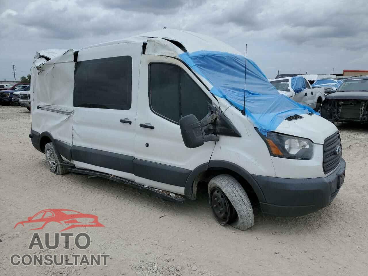 FORD TRANSIT 2016 - 1FTYR2CG7GKB27033