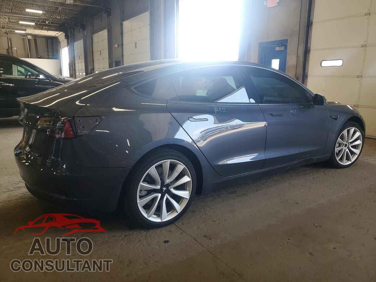 TESLA MODEL 3 2018 - 5YJ3E1EB9JF076978