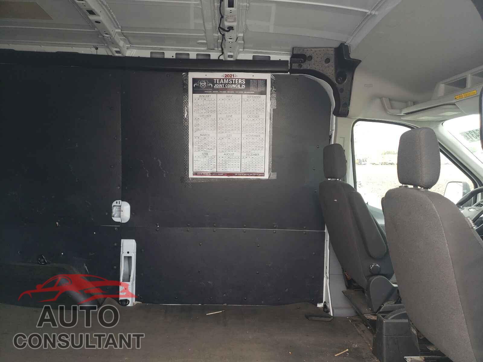 FORD TRANSIT CO 2018 - 1FTYR1CM9JKB28238