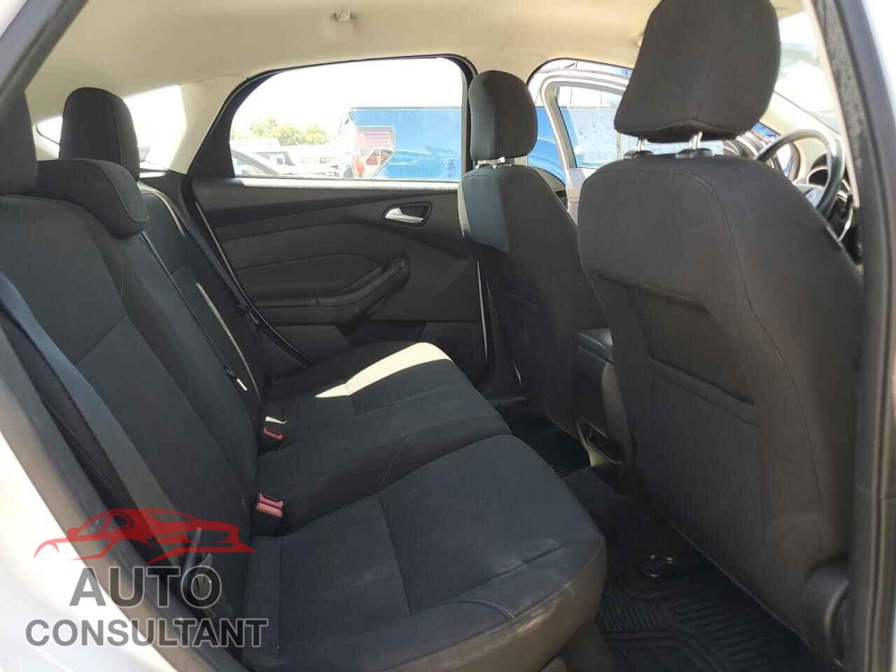 FORD FOCUS 2016 - 1FADP3KE8GL201246
