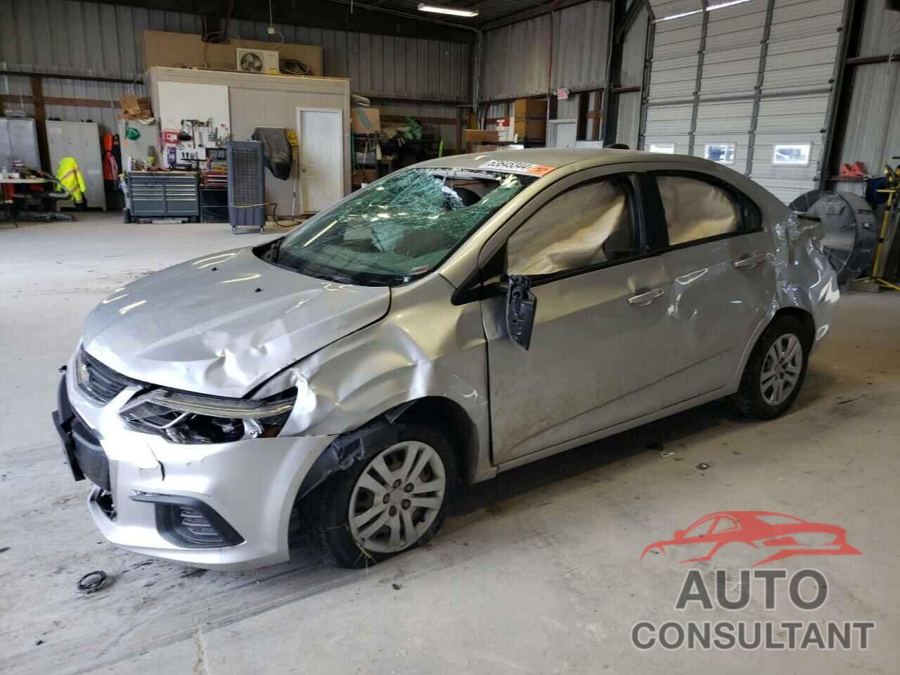 CHEVROLET SONIC 2017 - 1G1JA5SH9H4142684