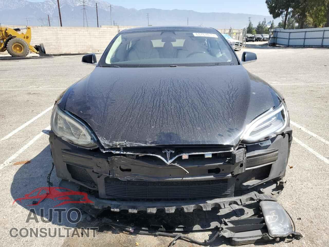 TESLA MODEL S 2018 - 5YJSA1E21JF246774