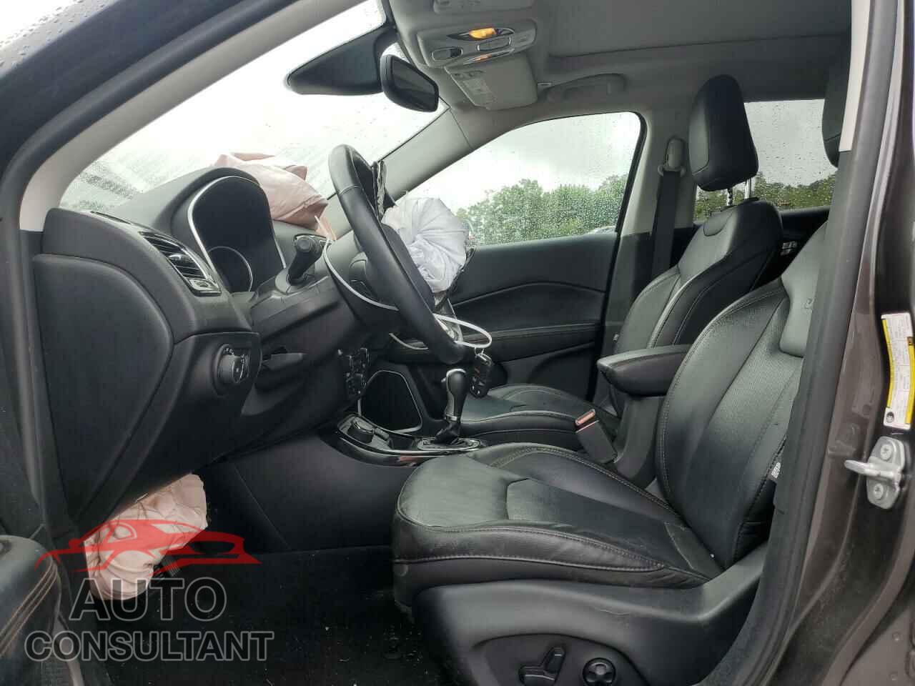 JEEP COMPASS 2018 - 3C4NJDCB0JT437329