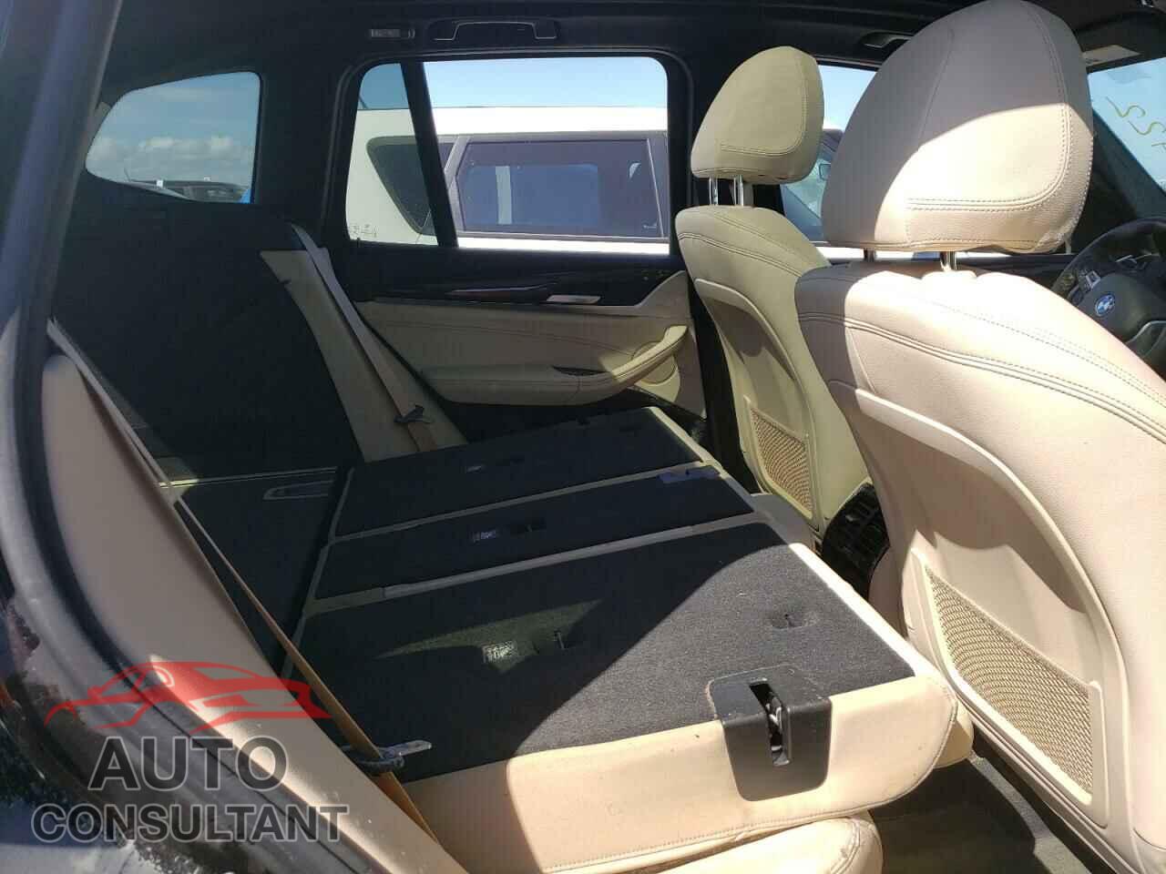 BMW X3 2019 - 5UXTR7C56KLF37459