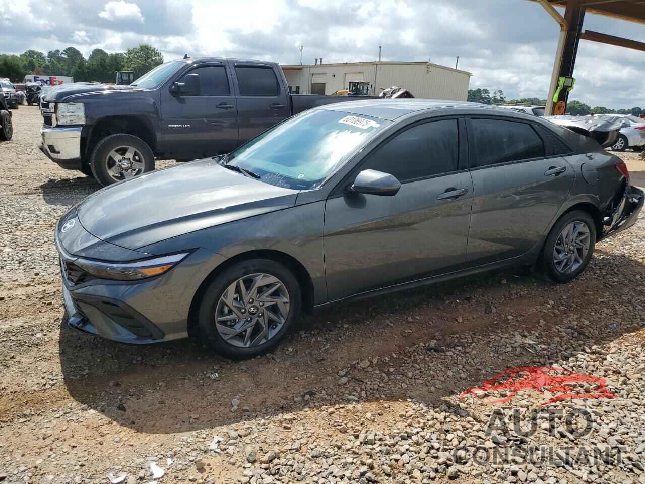 HYUNDAI ELANTRA 2024 - KMHLM4DG6RU707119