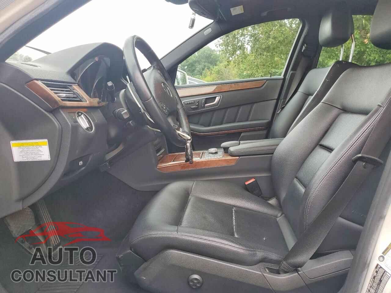 MERCEDES-BENZ E-CLASS 2012 - WDDHF5KB8CA595617