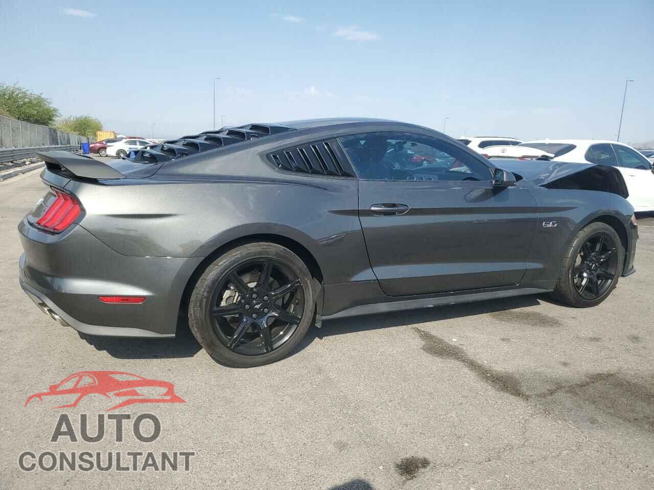 FORD MUSTANG 2018 - 1FA6P8CF3J5117330