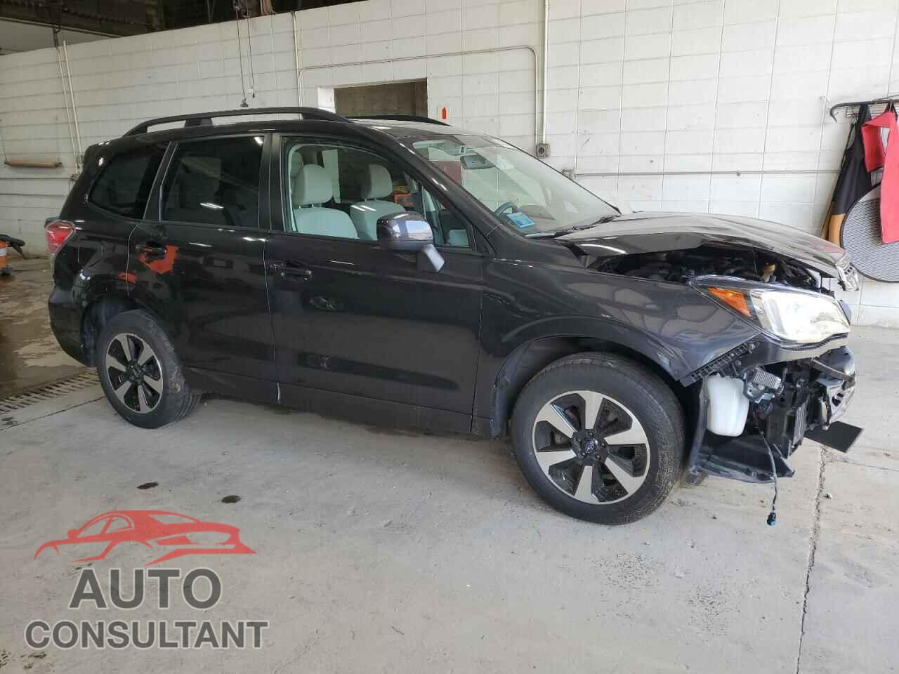 SUBARU FORESTER 2017 - JF2SJAGC8HH481173
