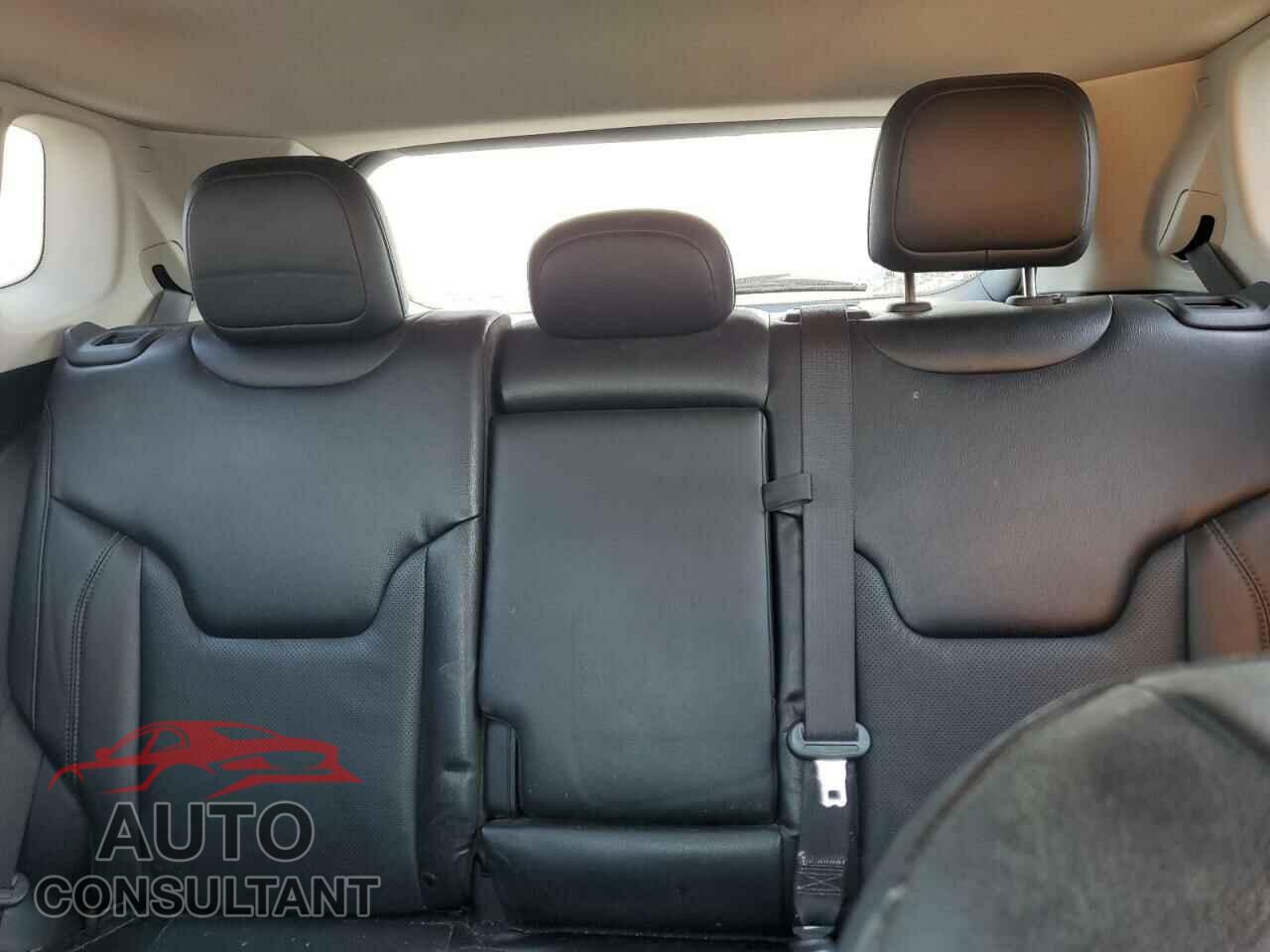 JEEP COMPASS 2021 - 3C4NJDCB2MT528557
