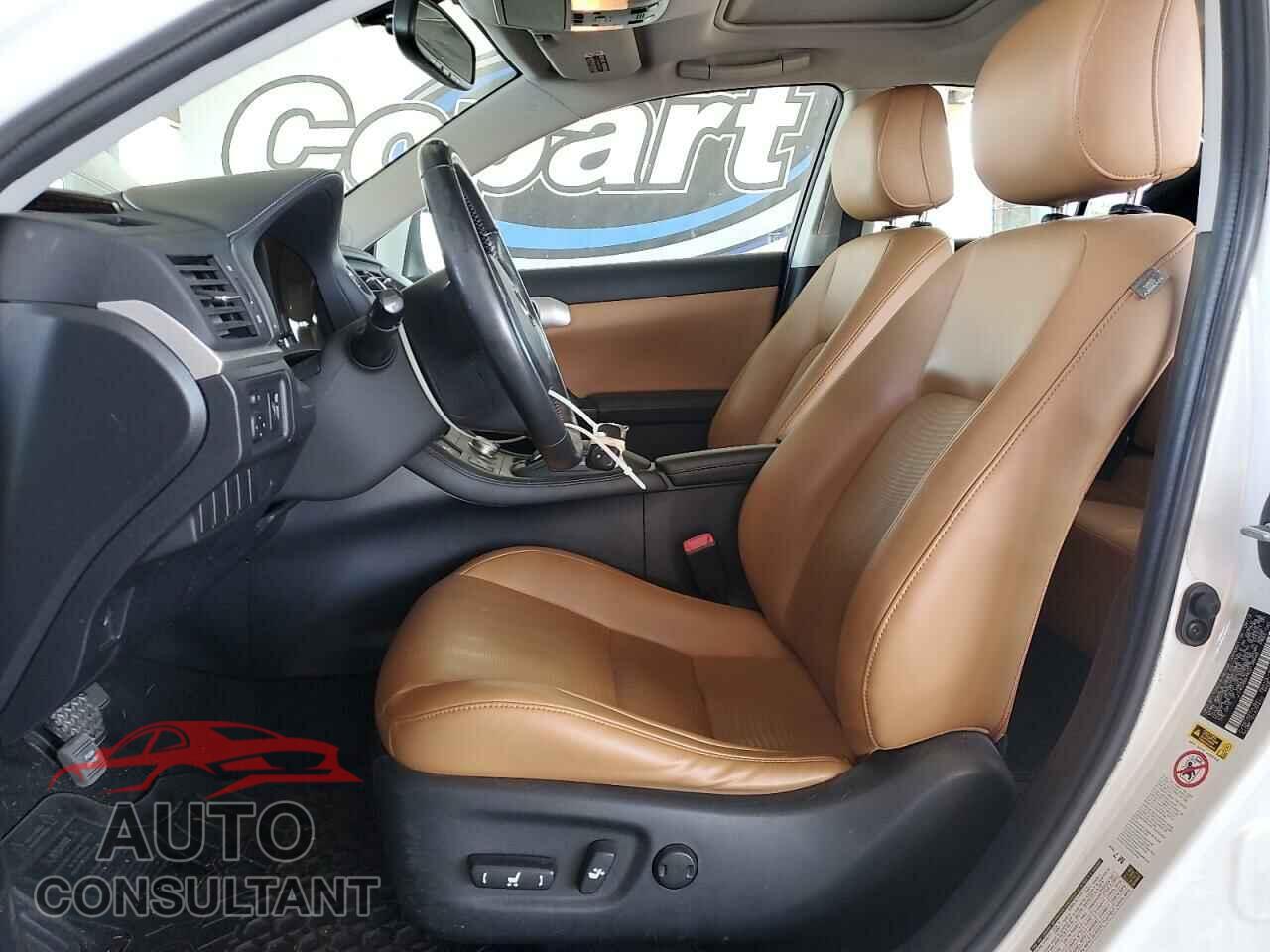 LEXUS CT 200 2013 - JTHKD5BH9D2128663