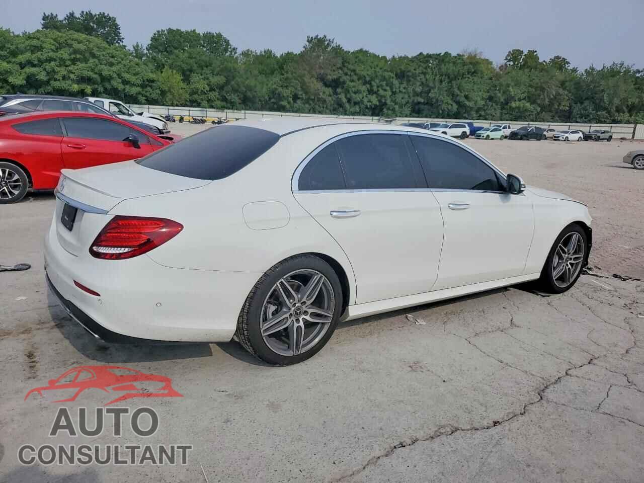 MERCEDES-BENZ E-CLASS 2018 - WDDZF4JB0JA435132
