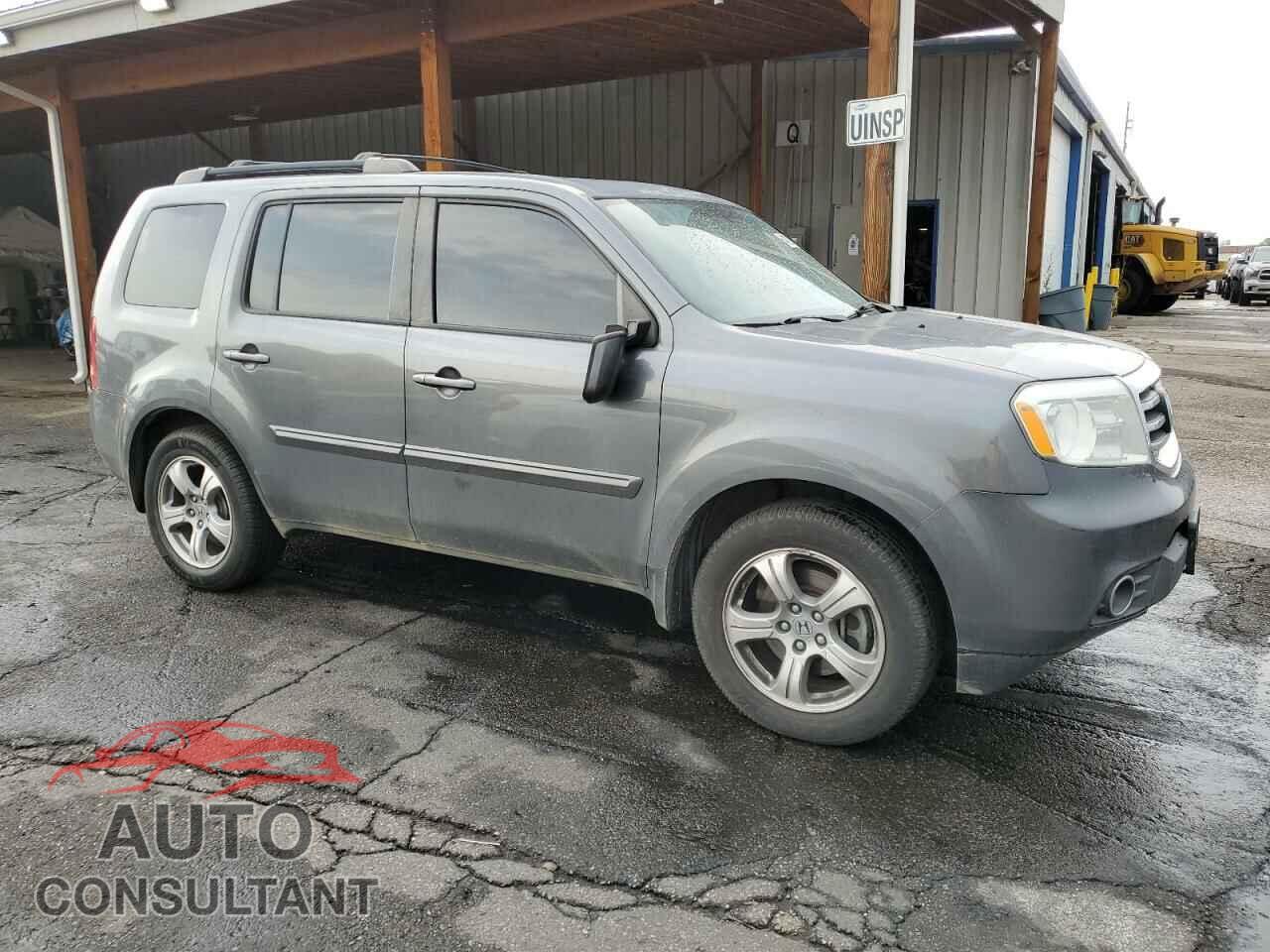 HONDA PILOT 2013 - 5FNYF4H74DB007096