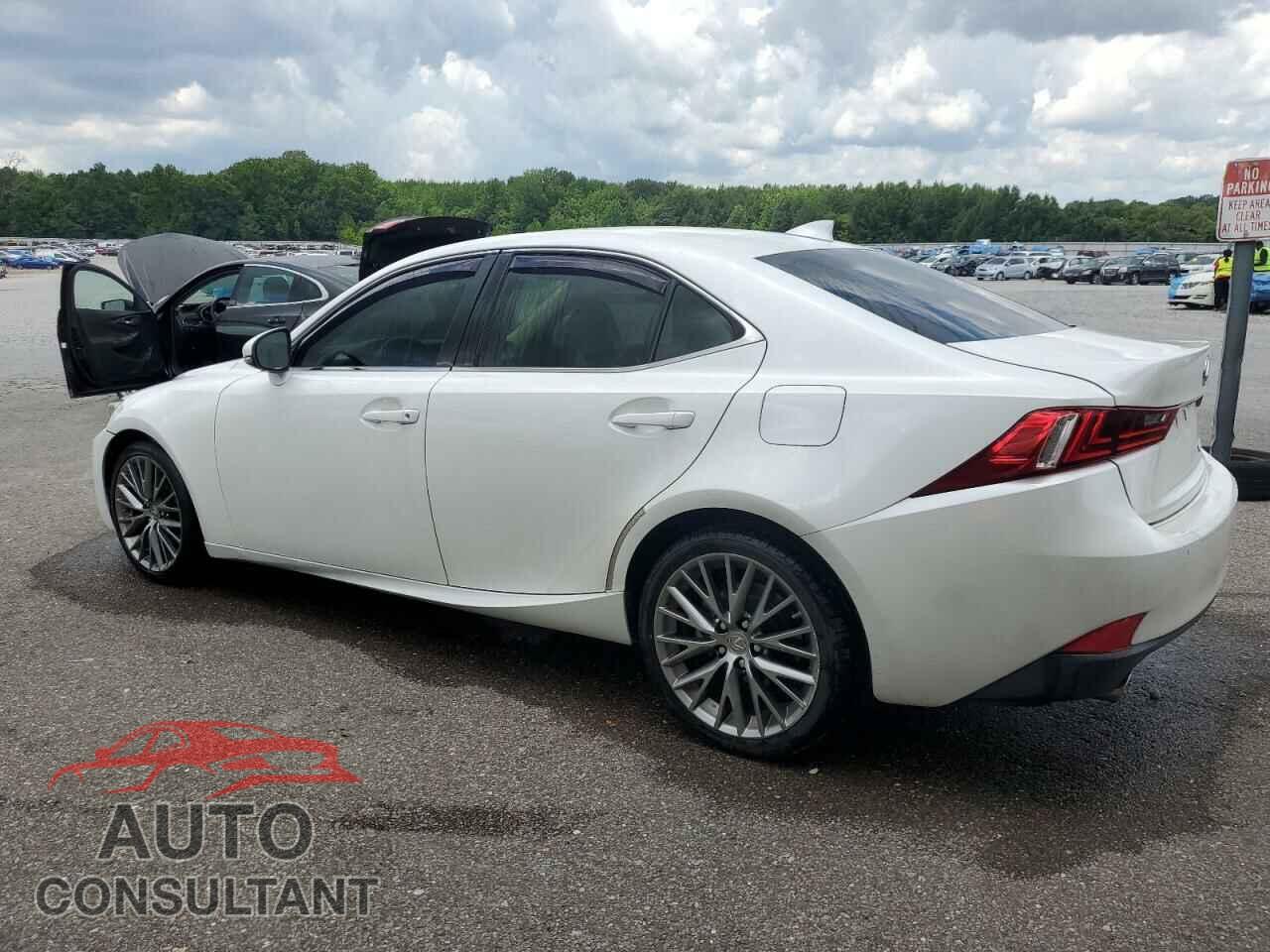 LEXUS IS 2014 - JTHBF1D22E5035933