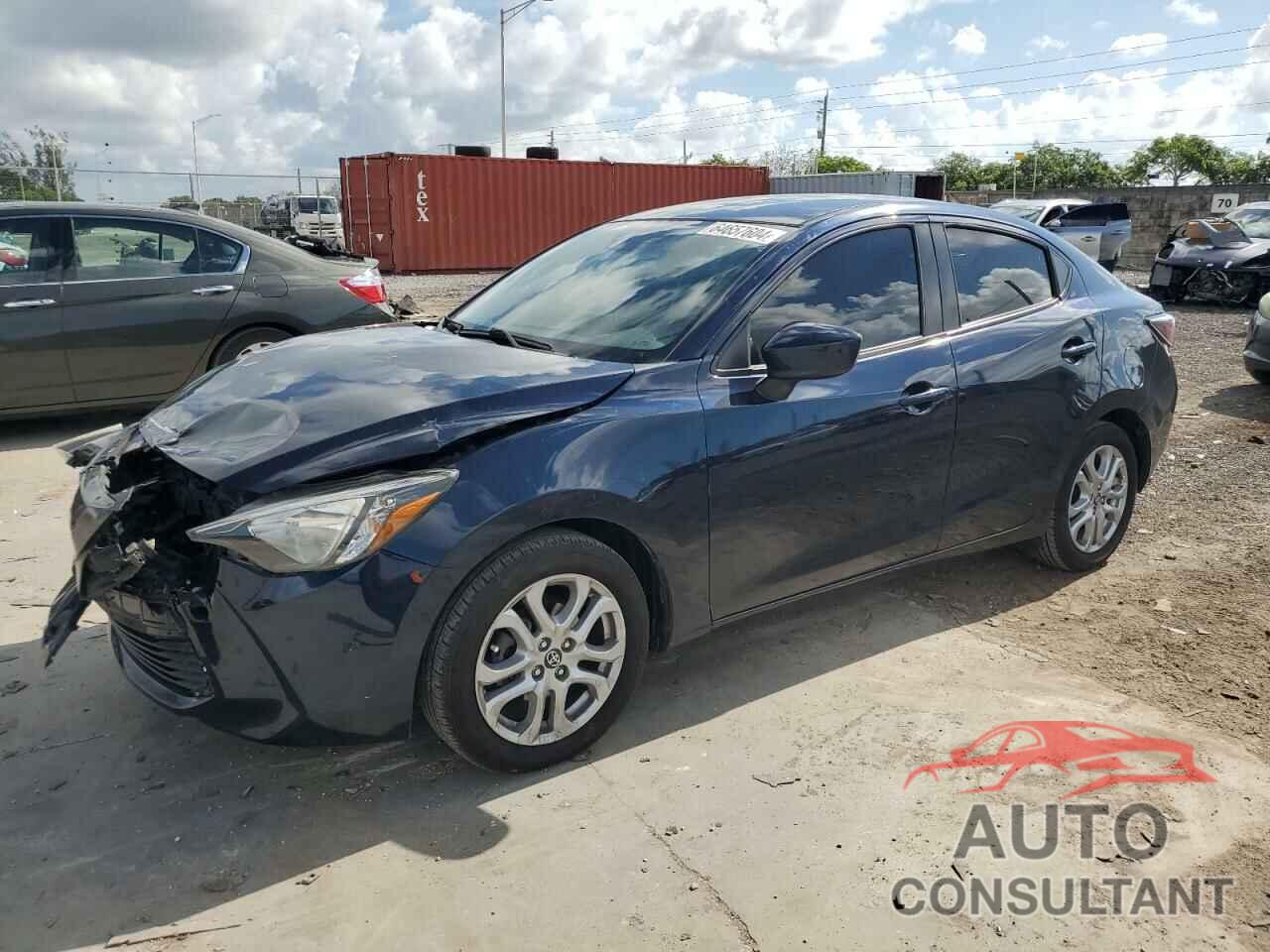 TOYOTA YARIS 2017 - 3MYDLBYV1HY163439
