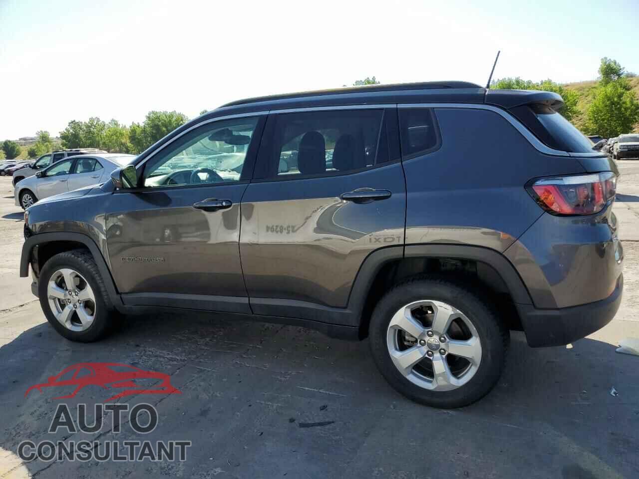 JEEP COMPASS 2018 - 3C4NJDBB1JT315242
