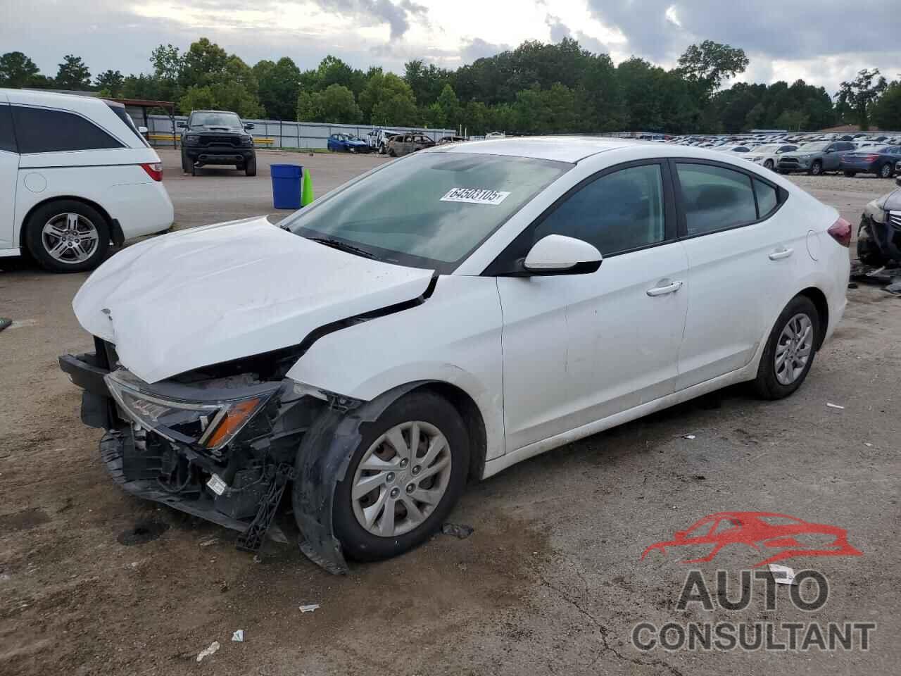 HYUNDAI ELANTRA 2019 - 5NPD74LF2KH405366