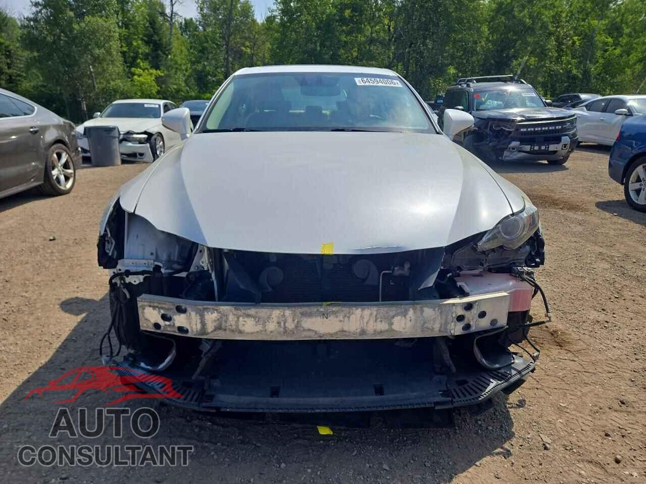 LEXUS IS 2015 - JTHCF1D25F5016007