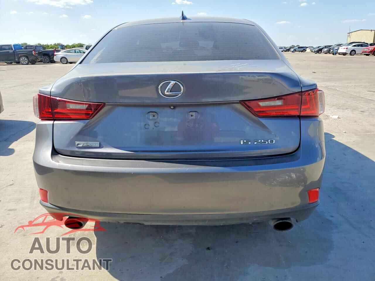 LEXUS IS 2015 - JTHBF1D28F5062040