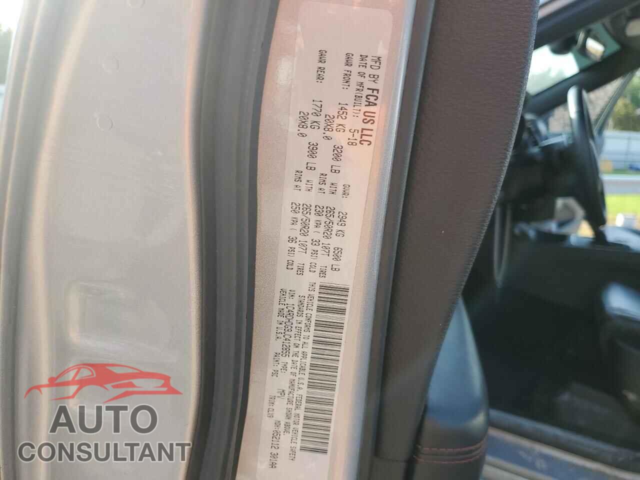 DODGE DURANGO 2018 - 1C4RDHDG9JC412855