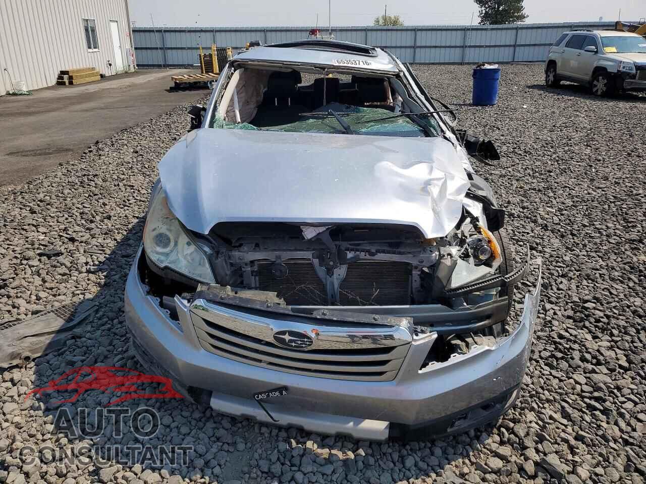 SUBARU OUTBACK 2012 - 4S4BRBKC8C3239361