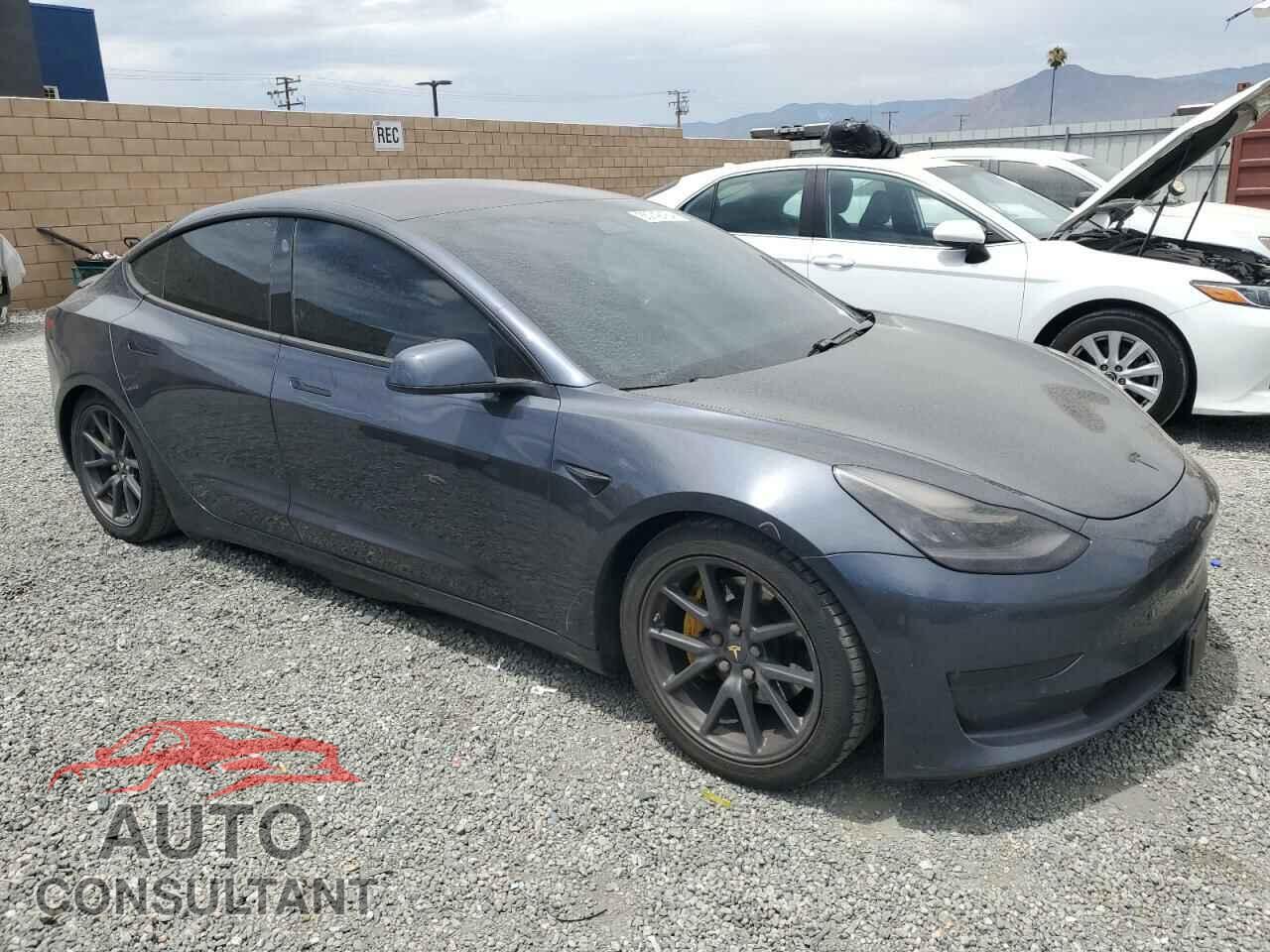 TESLA MODEL 3 2018 - 5YJ3E1EA6JF036185