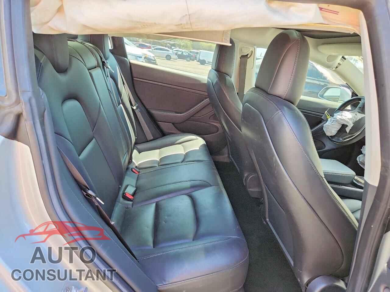 TESLA MODEL 3 2018 - 5YJ3E1EA4JF095347