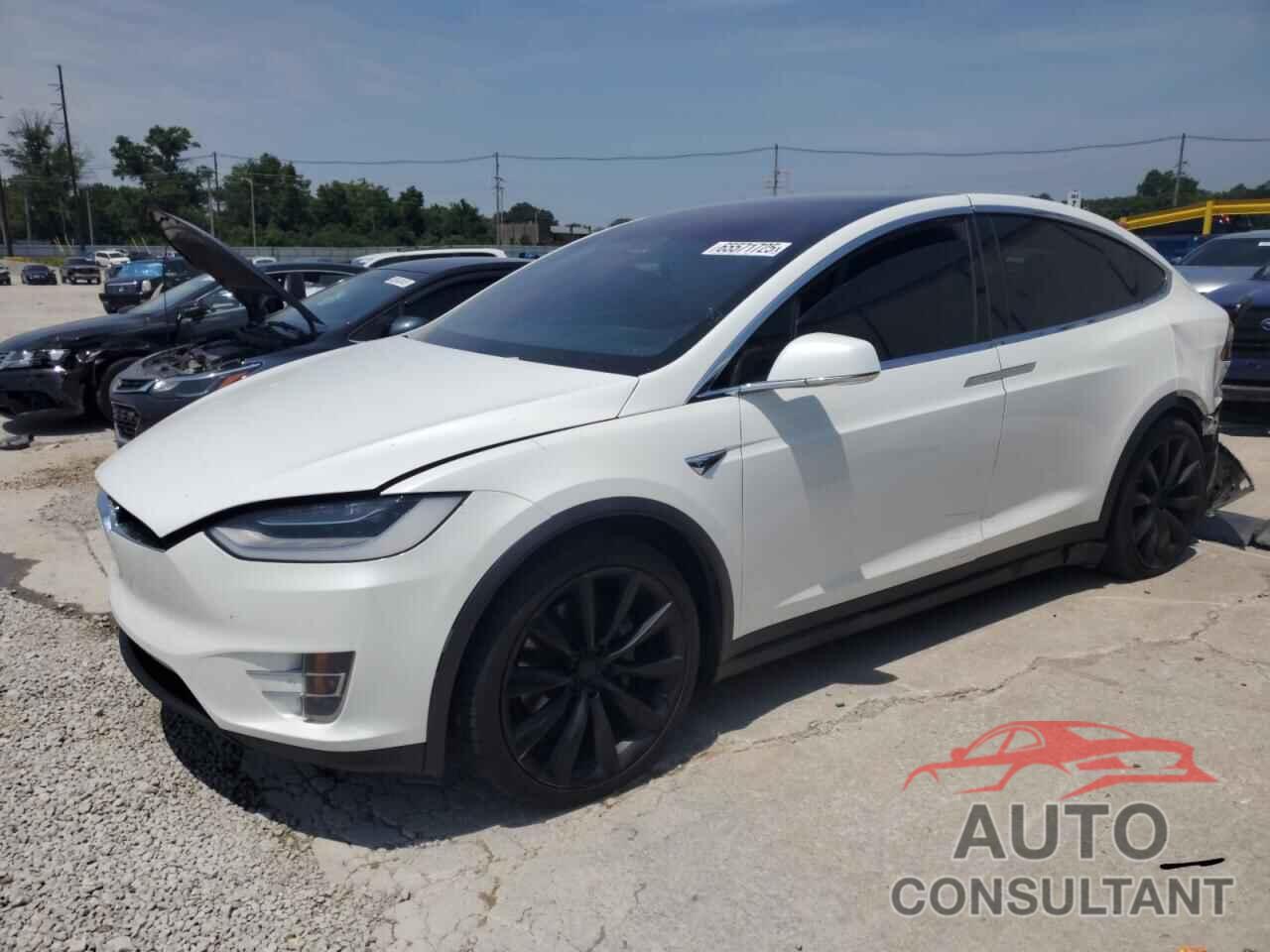 TESLA MODEL X 2017 - 5YJXCBE24HF044480