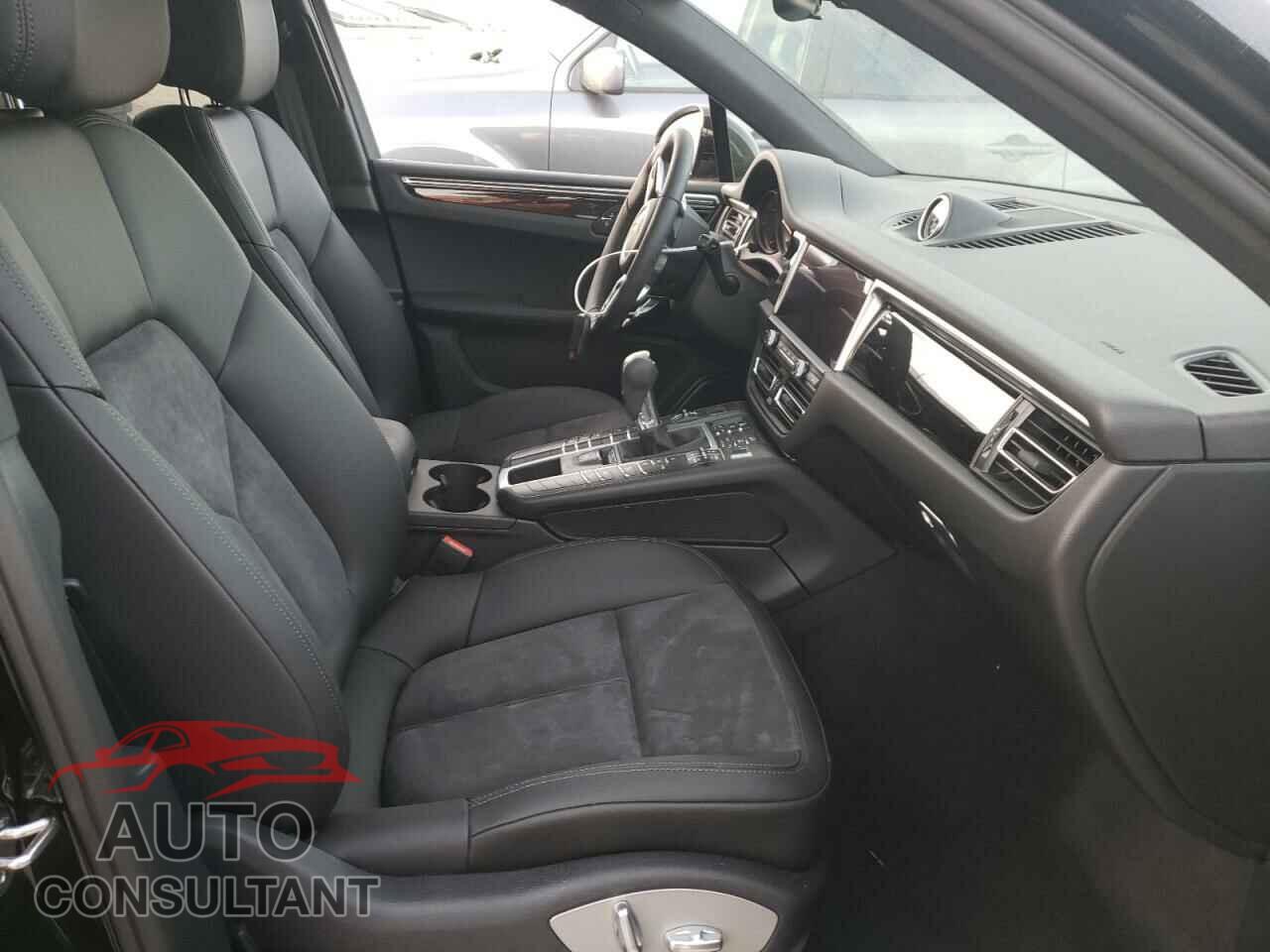 PORSCHE MACAN 2021 - WP1AA2A55MLB00718