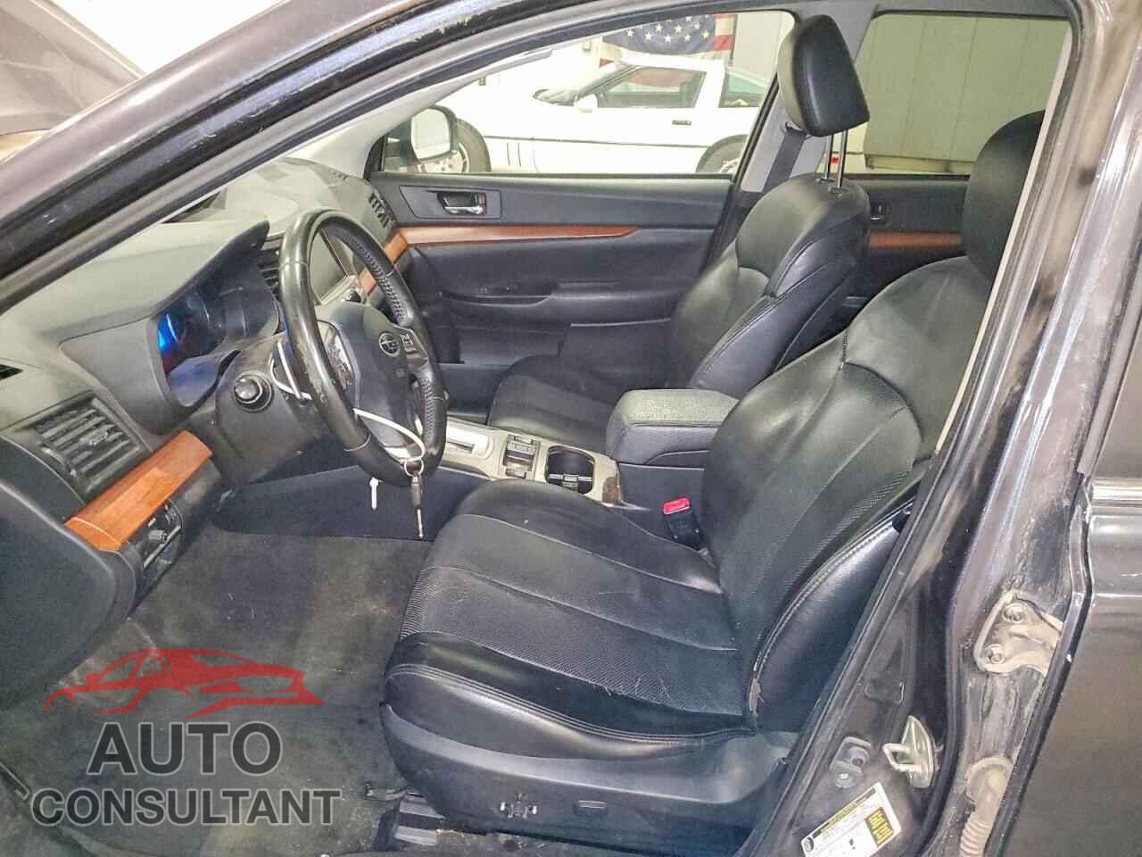 SUBARU OUTBACK 2013 - 4S4BRBLC9D3249820