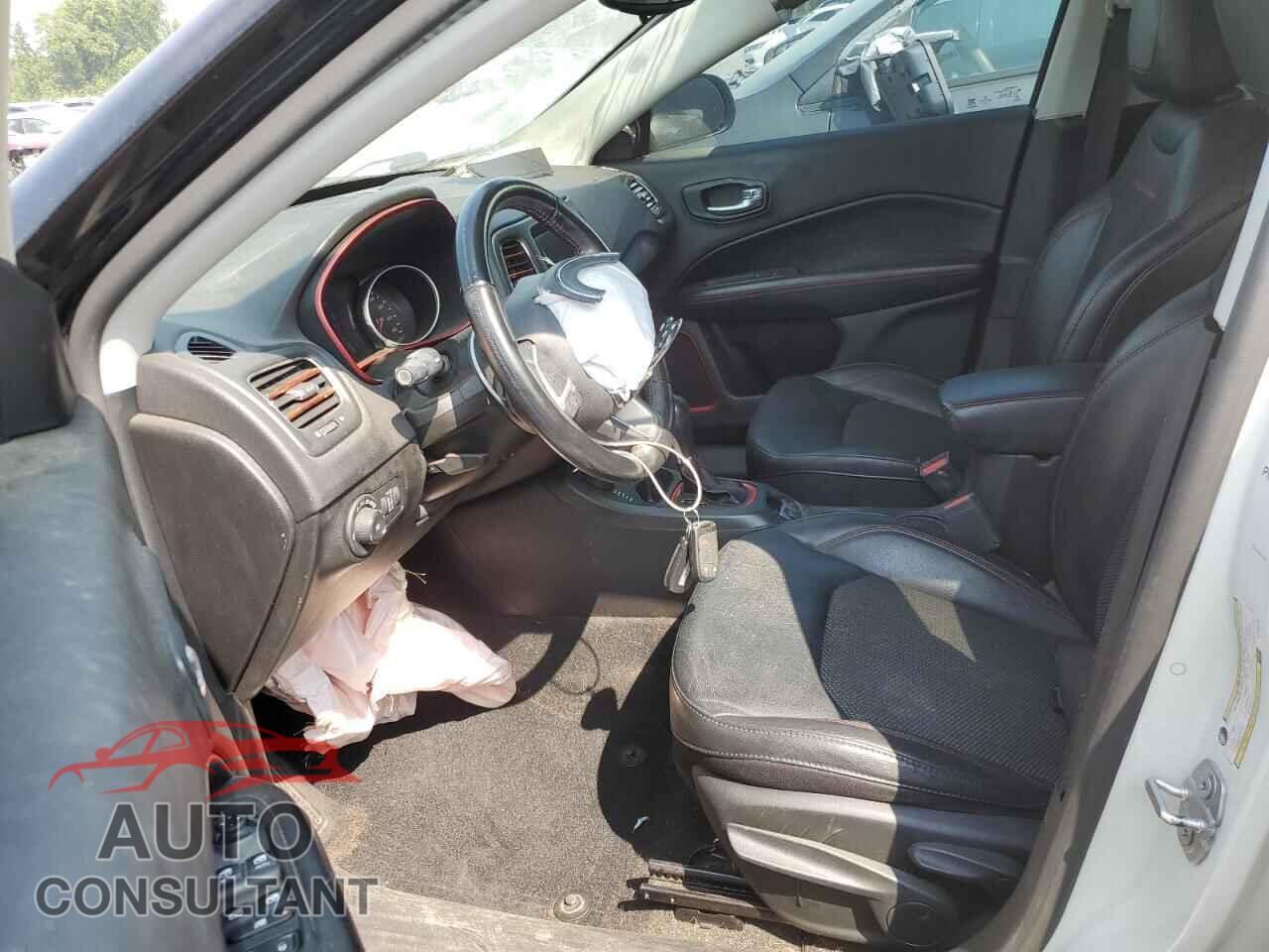 JEEP COMPASS 2020 - 3C4NJDDB2LT163519